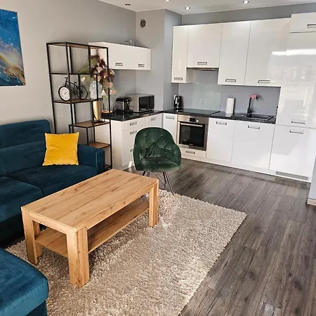 Przytulny Do Wynajecia * Reda